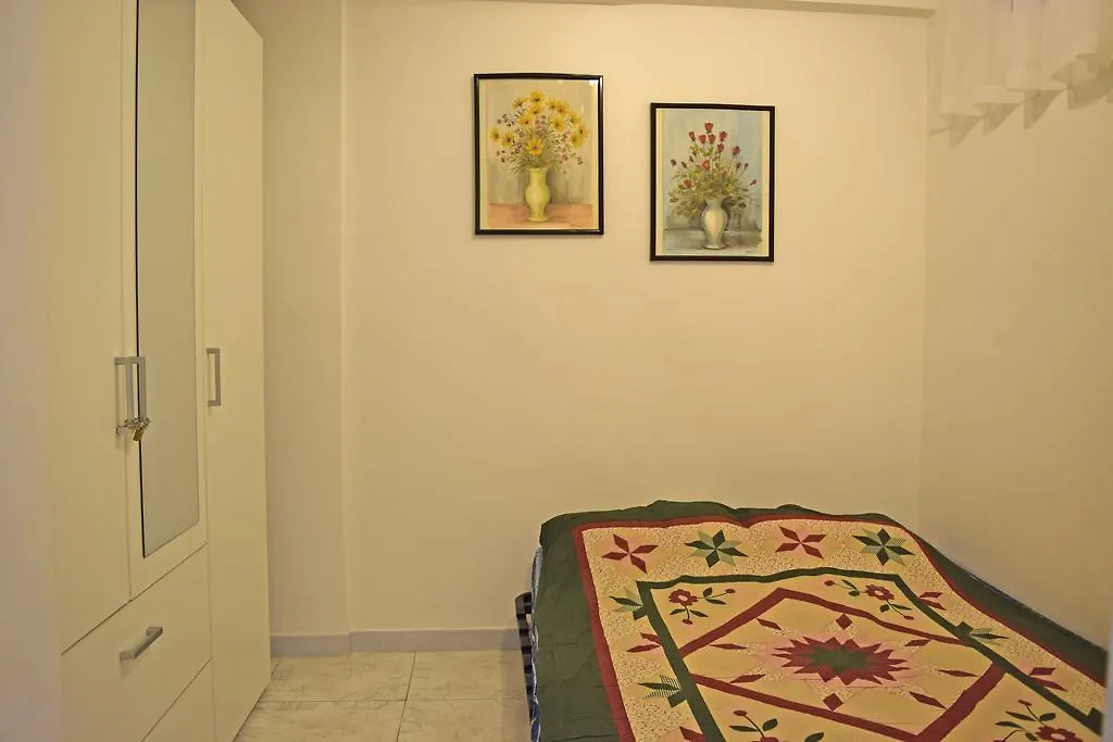 Palais Des Iles Apartment Cannes 0*,  France